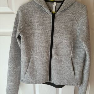 Women’s Lululemon grey zip front hoodie size 4 warm, 81% cotton poly/elastine